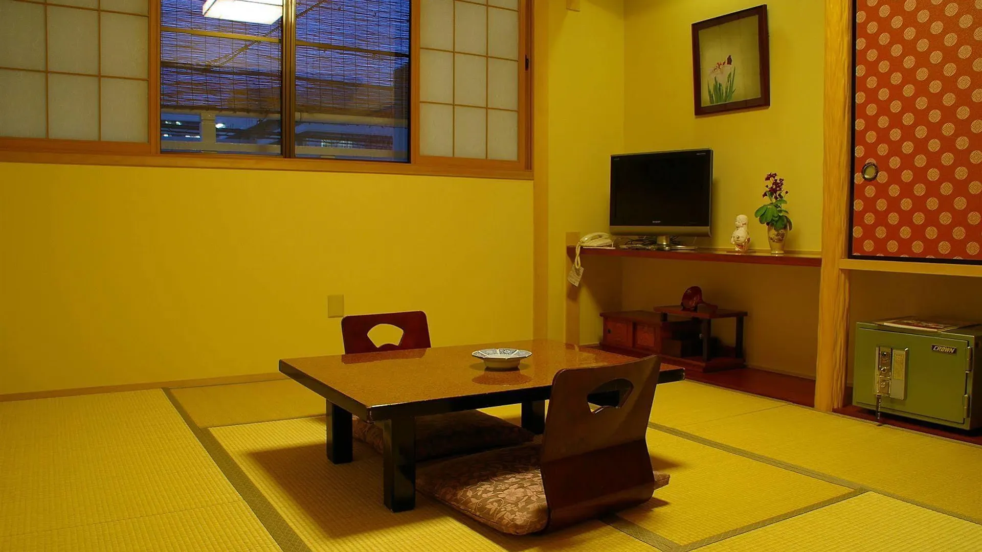 Ryokan Sawaya Honten Kyōto 2*,  Japan
